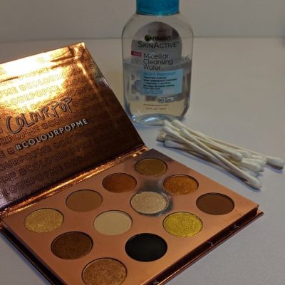 How to Sanitize Makeup Palettes?