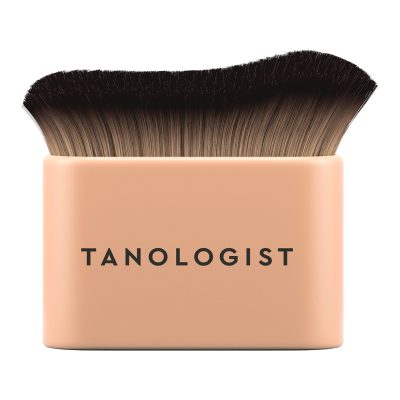 How to Apply Fake Tan With a Brush?