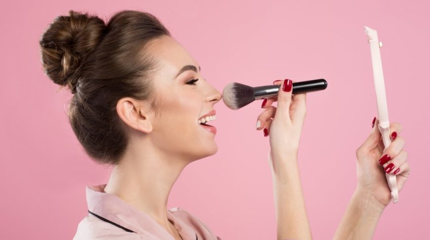 How to Wear Makeup Daily?