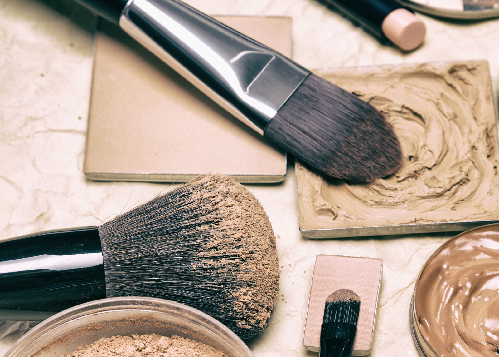 What is Custom Makeup? Makeup Analysis