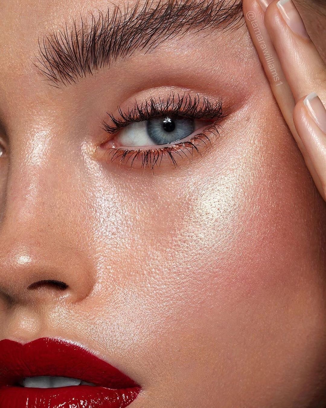 What is Signature Makeup? Makeup Analysis