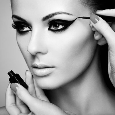 What to Write in Makeup Portfolio?