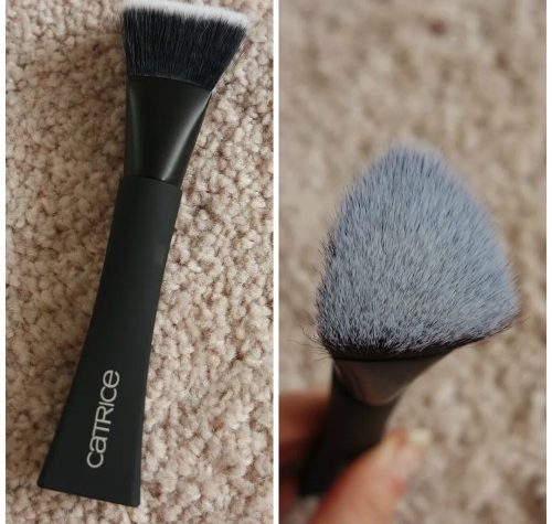 What is a Triangle Makeup Brush Used For?