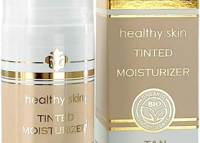 What is Organic Makeup Made Of?